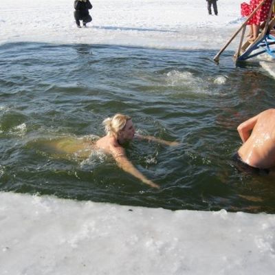 Купание в проруби