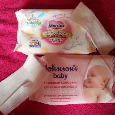 Влажные салфетки для новорожденных от Merries и Johnson 039 s Baby