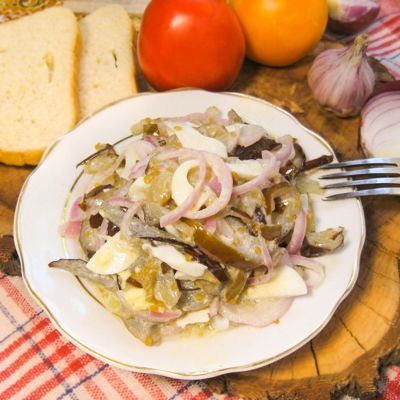 Вкусный салат из баклажан
