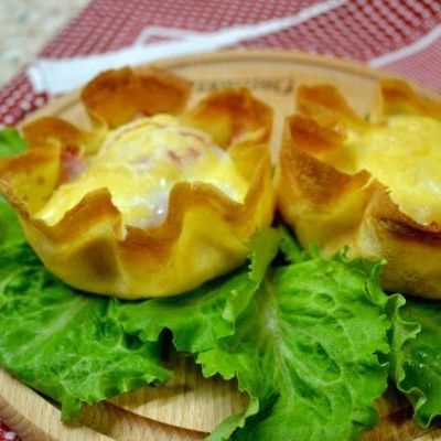 Завтрак в корзинках из блинчиков