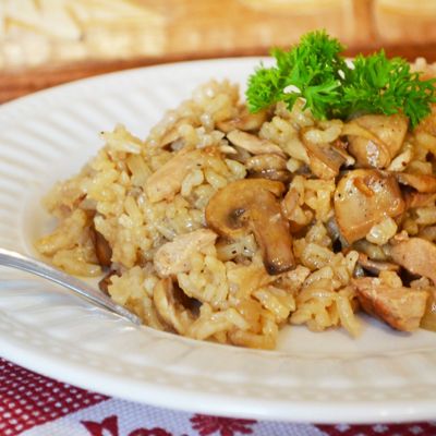 Рис с грибами и курицей