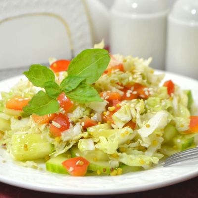 Замечательный салат из пекинской капусты за 10 минут - очень вкусный и полезный