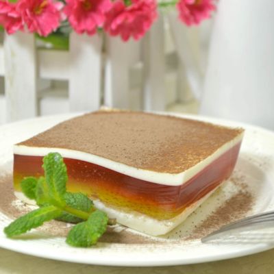 Обалденное полосатое желе со сметаной - прекрасный десерт для всей семьи