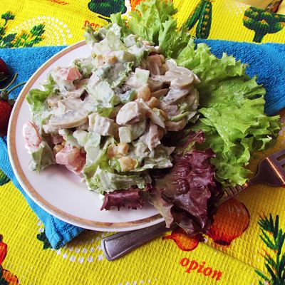Салат со свининой и кукурузой Брутальный