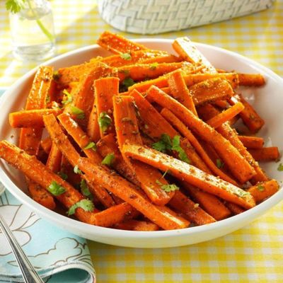 Пряная морковь в духовке - универсальный и вкусный гарнир