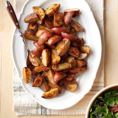 Простой рецепт запечённой картошки под бальзамическим уксусом