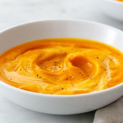Восхитительный суп-пюре из тыквы с чесноком и луком