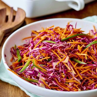 Постный салат из капусты и морковки - пикантный, быстрый, вкусный