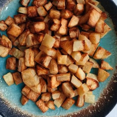 Вкусная жареная картошка на сковороде по-быстрому
