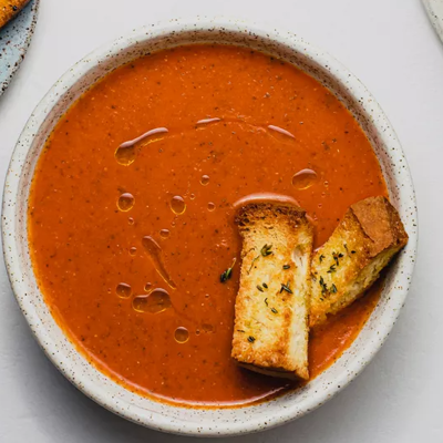 Очень вкусный низкокалорийный томатный суп с базиликом за 30 минут