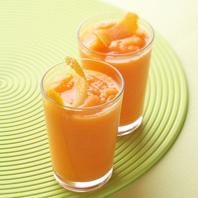 Витаминный заряд: смузи из моркови и апельсина