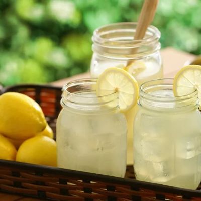 Простой освежающий лимонад из 3 ингредиентов