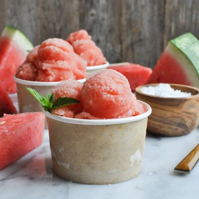 Фруктовый лёд из арбуза - идеальный десерт для августа