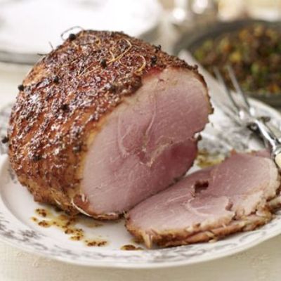 Как вкусно приготовить свиной окорок