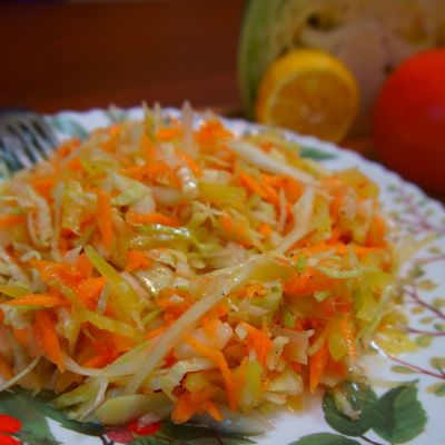 Вкусный и простой в приготовлении салат из капусты с лимоном