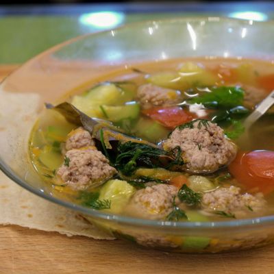 Ароматный кабачковый суп с фрикадельками