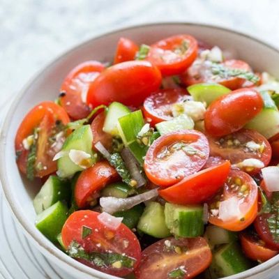 Простой овощной салат за 10 минут