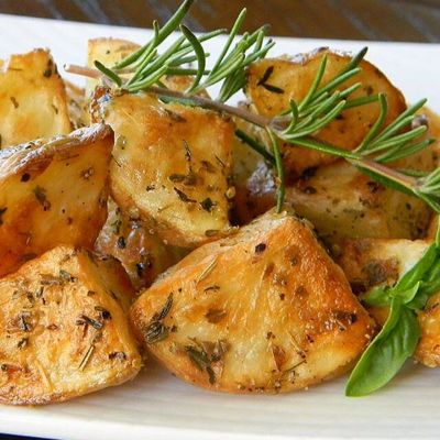 Вкусная и ароматная картошка в духовке за 35 минут