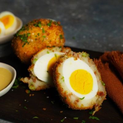 Яйца по-шотландски с картошкой - оригинальное и очень вкусное блюдо