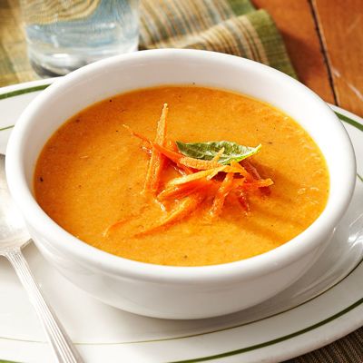 Готовим наваристый морковный суп на курином бульоне