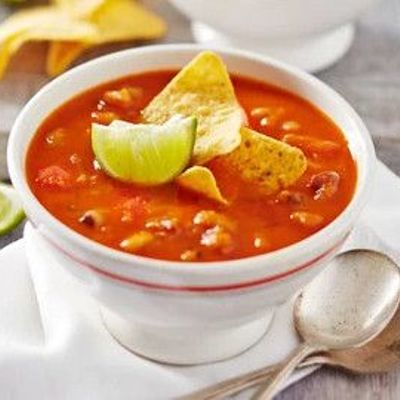 Готовим острый мексиканский суп из фасоли