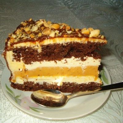 Торт «Сникерс» со сметанным кремом