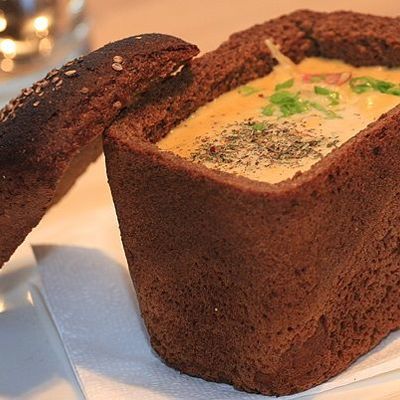 Исландский сливочный суп в хлебе