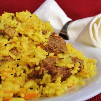 Рис с мясом и овощами на сковороде — рецепт с фото пошагово
