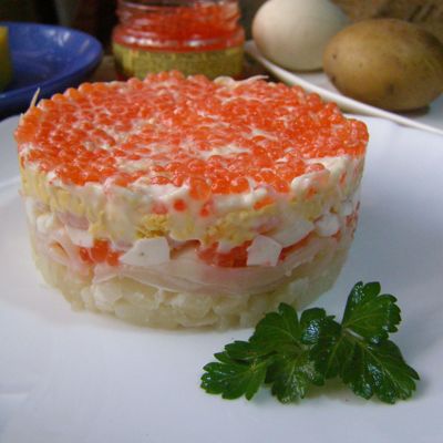 Салат «Королевский» — рецепты с креветками, крабовыми палочками, икрой, грибами