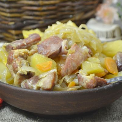 Бараньи ребрышки с картошкой в духовке - рецепт с фото пошагово