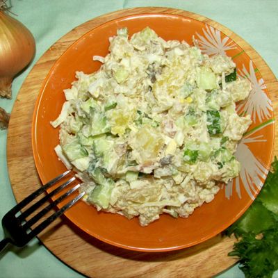 Салат с копченой рыбой - рецепты с фото