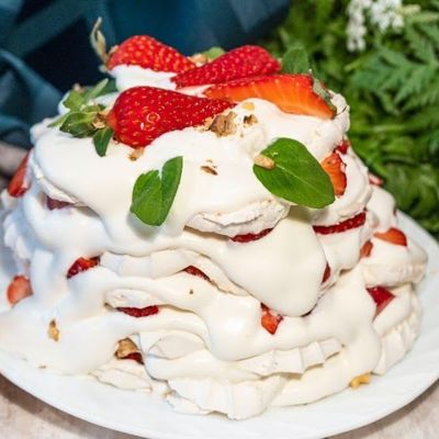 Зефирный торт с ягодами от Лаймы Вайкуле
