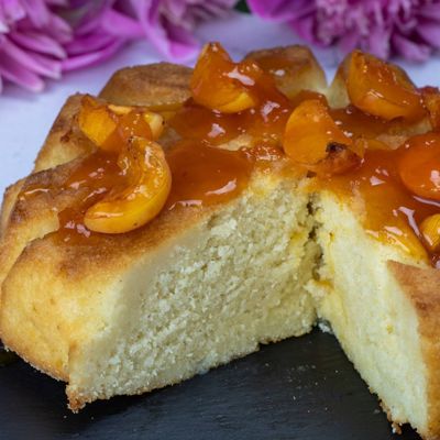 Творожный пирог с ягодами в мультиварке - простой и вкусный рецеп�т с пошаговыми фото