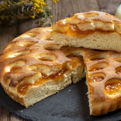 Пирог с абрикосовым джемом