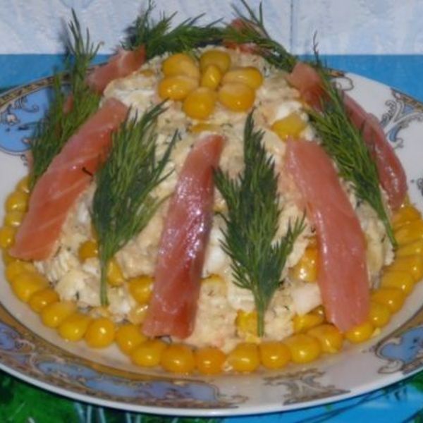 Рецепт салата с лососем и пекинкой