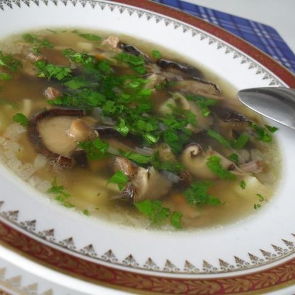 Рецепт супа из сушеных грибов с вермишелью
