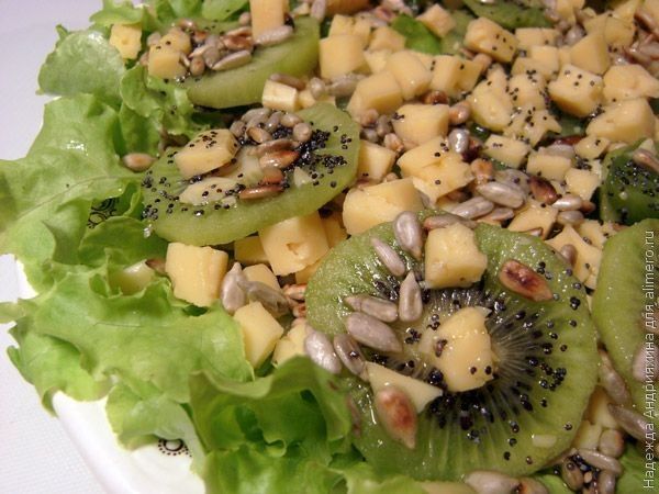 Пошаговая инструкция приготовления Салат из капусты и киви