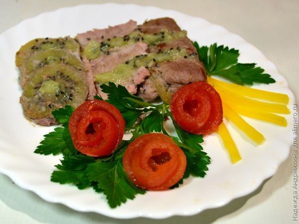 Нежная свинина, запеченная с киви – пошаговый рецепт приготовления с фото