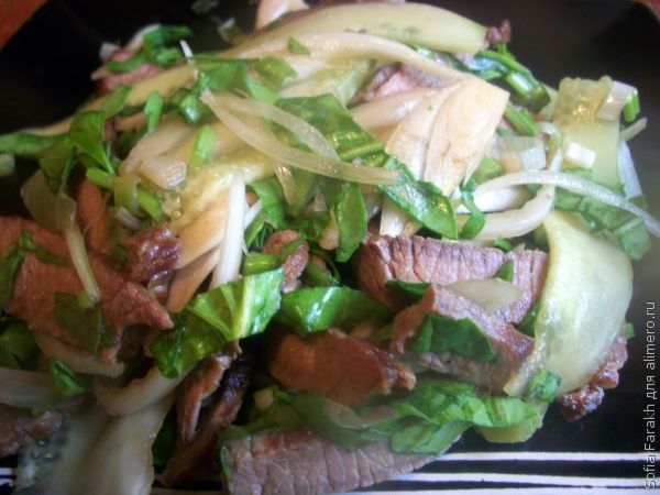 Сытный тайский салат с говядиной Сам Чо