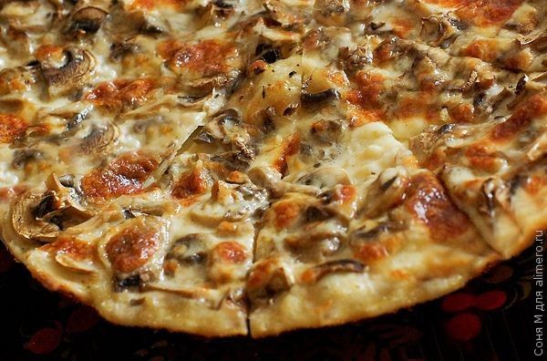 С какими грибами делают пиццу?