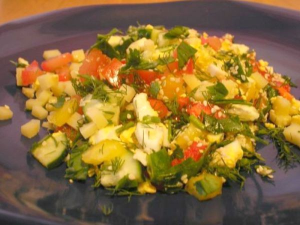 Салат витаминный с сыром