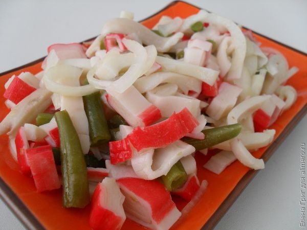 Салат морской с сыром и зеленью рецепт – Салаты. «Еда»