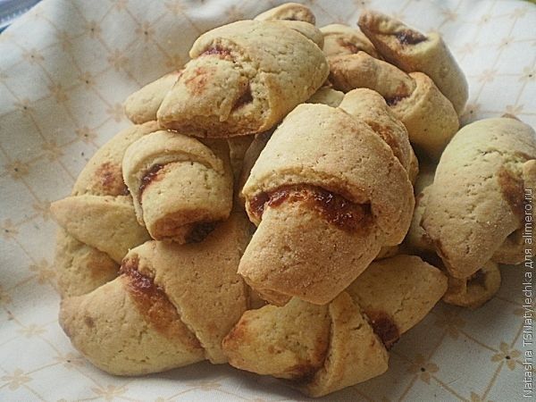 Песочное печенье с джемом «Валентинки»