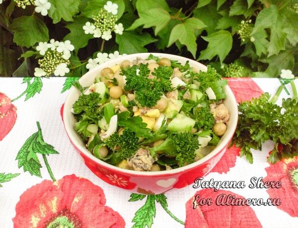 Нежный салат с пекинской капустой и горбушей « Рецепты салатов