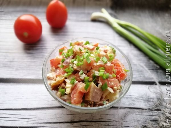 Салат с копченой курицей - рецепты с фото