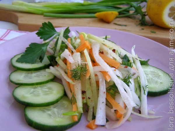 весенний салат фитнес с редькой и морковью