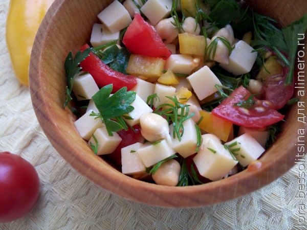диетические блюда - салат с пророщенным горохом