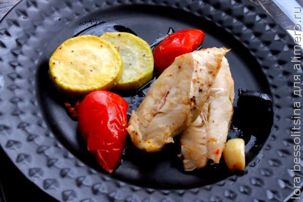 средиземноморская кухня - рыба с овощами