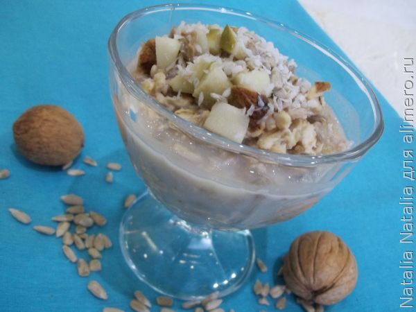Овсянка с орехами и медом – полезный завтрак и рецепт для похудения