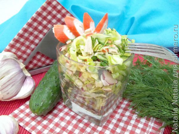 Салат из капусты с крабовыми палочками за 15 минут – просто, быстро, вкусно
